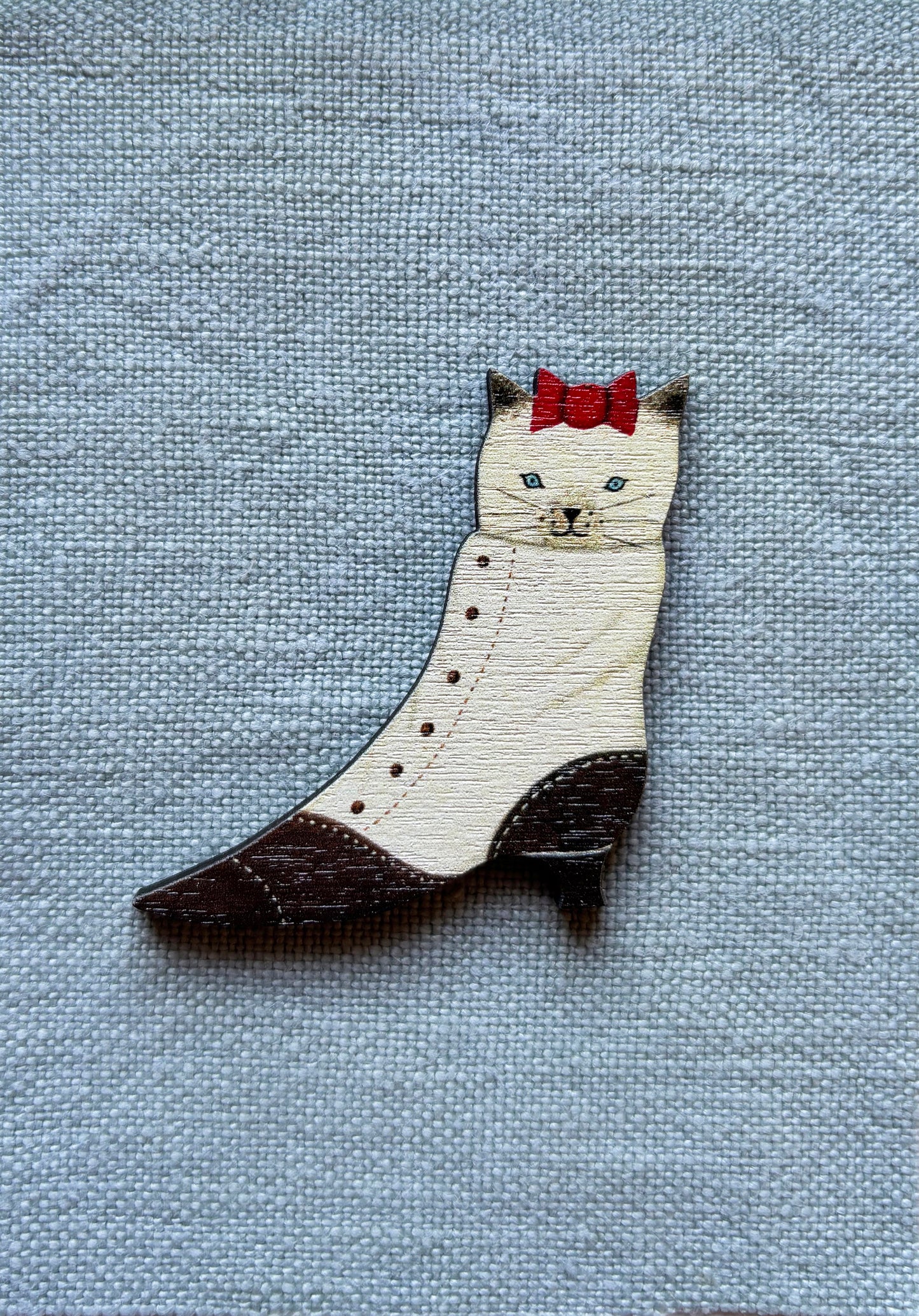 Lapel Pin-Brooch Kitten in Boot